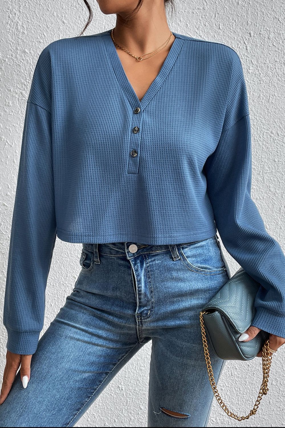 Cropped V-Neck Raglan Sleeve Buttoned Long Sleeve